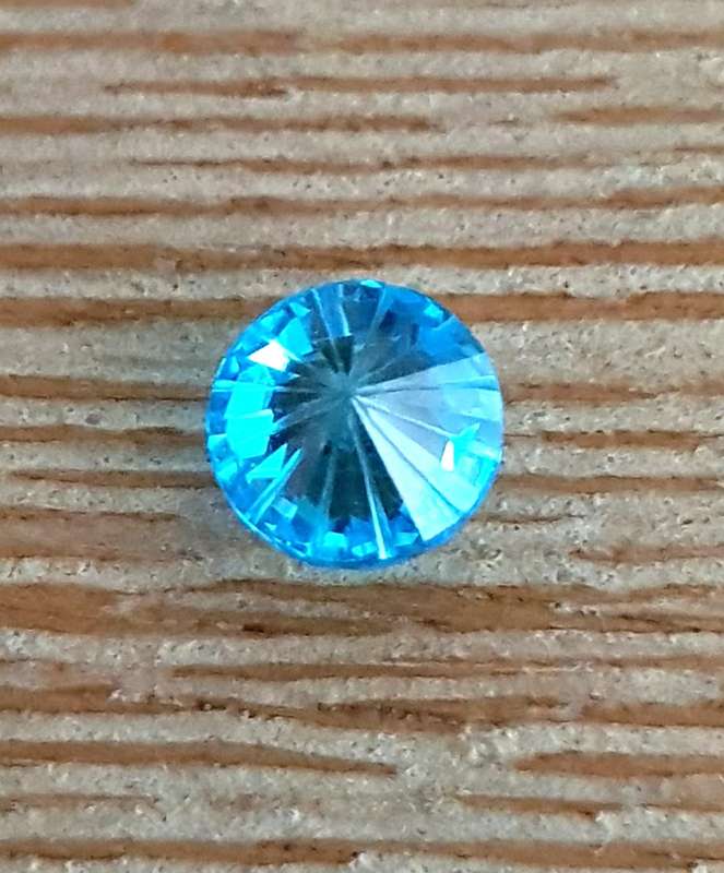 2.76Ct Aqua Cubic Zirconia Pyrotechnic Cut Round shape 7mm