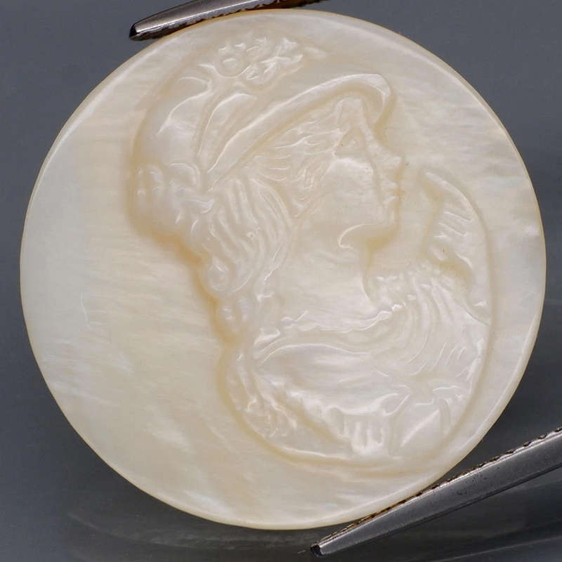 18.42Ct. Mother of Pearl Cameo Vintage Creamy White PEARL SHELL THAILAND  Natural