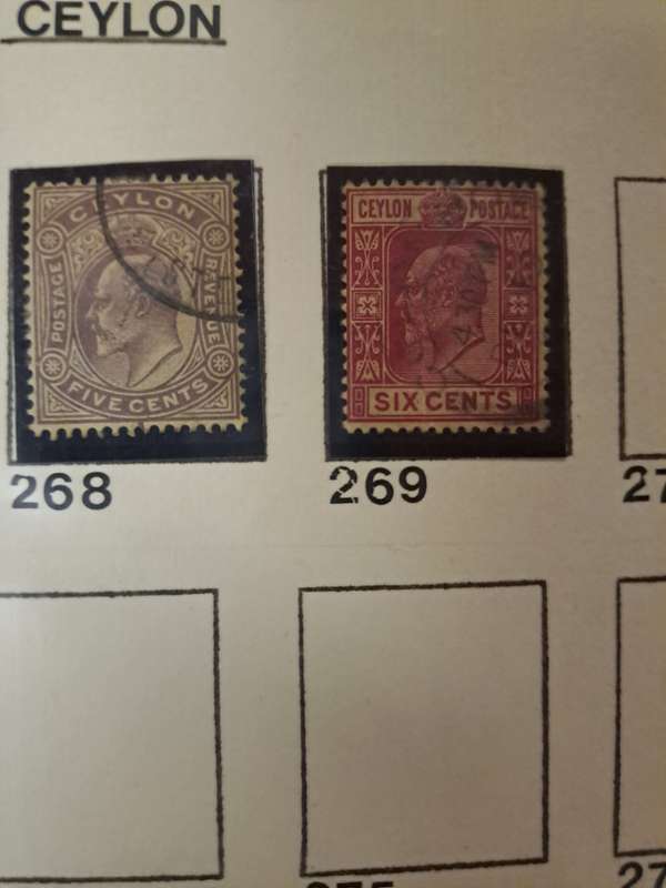 Ceylon - 254 stamps - Reduced price