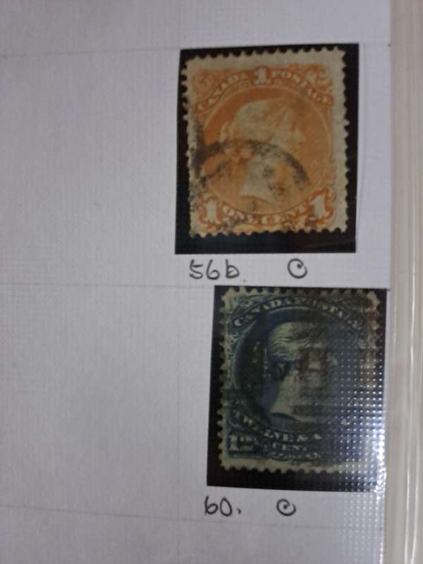 Canada - 438 stamps - Reduced price