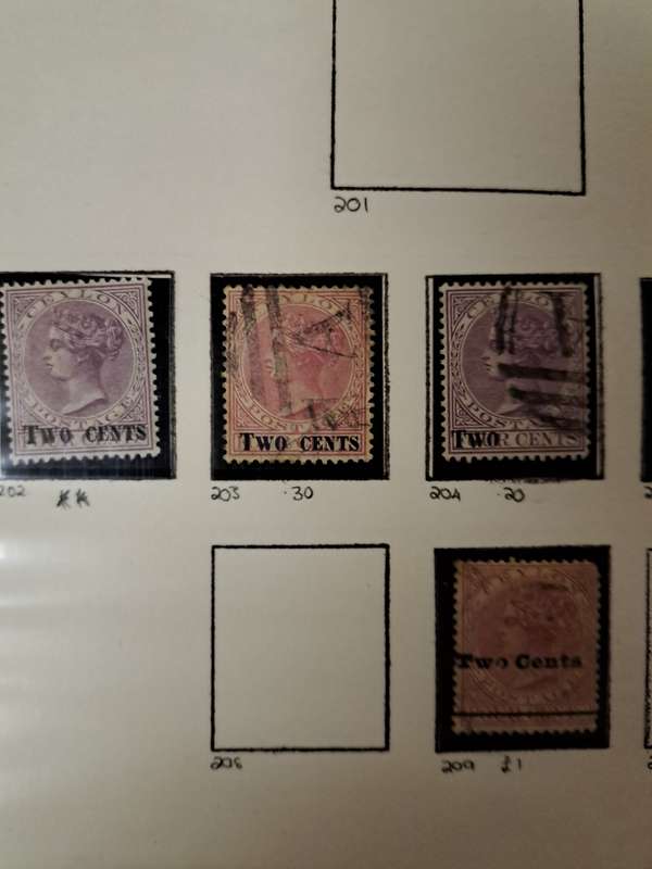 Ceylon - 254 stamps - Reduced price