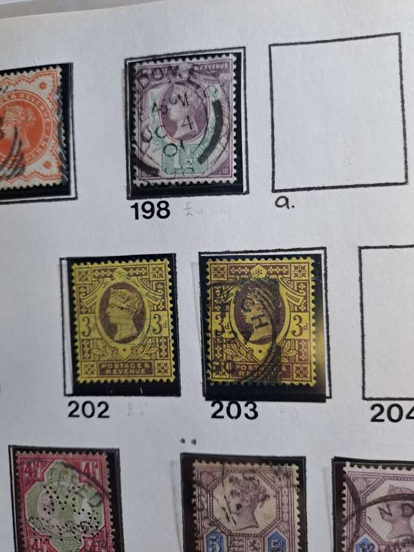 26 QV stamps of GB - numbered between 197 and 214 - Reduced price
