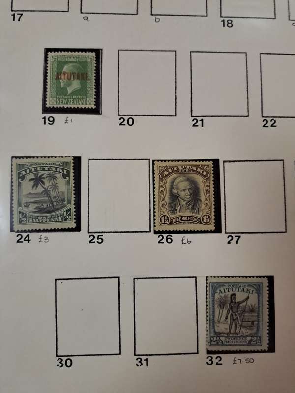 Aitutaki - 7 stamps - Reduced price