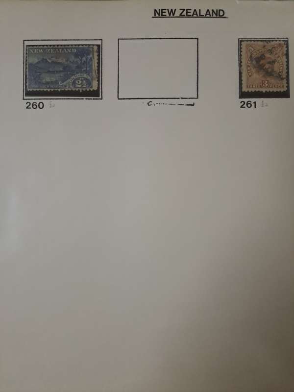 New Zealand - 354 Stamps