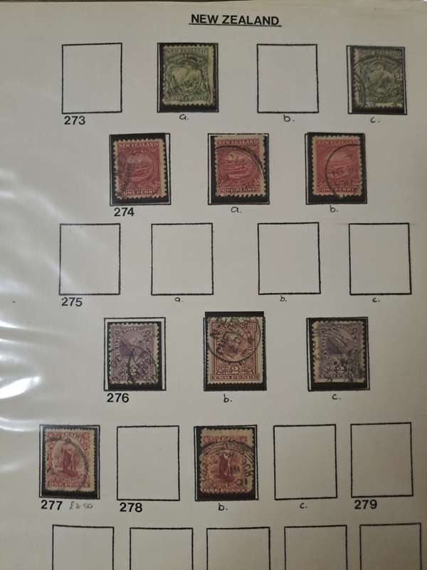 New Zealand - 354 Stamps