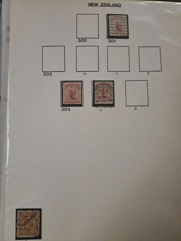 New Zealand - 354 Stamps