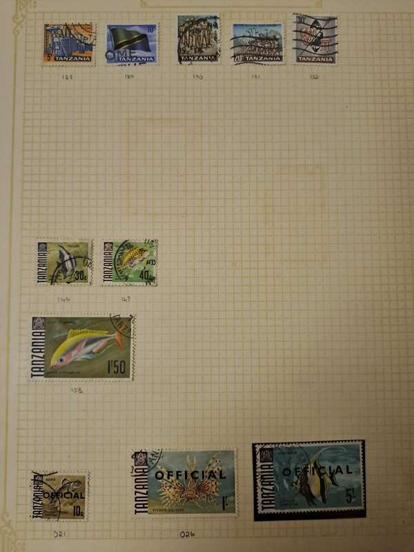 Tanzania - 11 Stamps - Reduced price