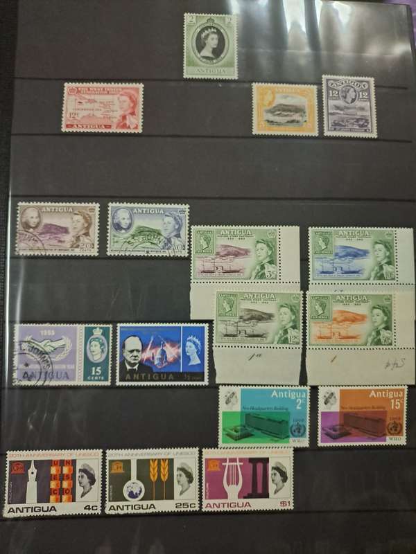 Antigua - 36 Stamps - Reduced price