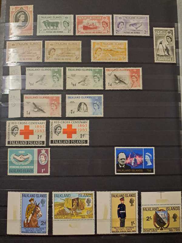 Falkland Islands - 86 Stamps - Reduced price