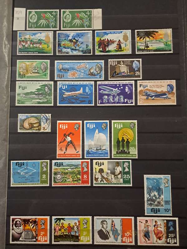 Fiji - 106 Stamps - Reduced price