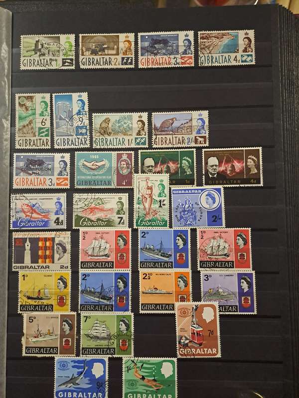 Gibraltar - 135 Stamps - Reduced price