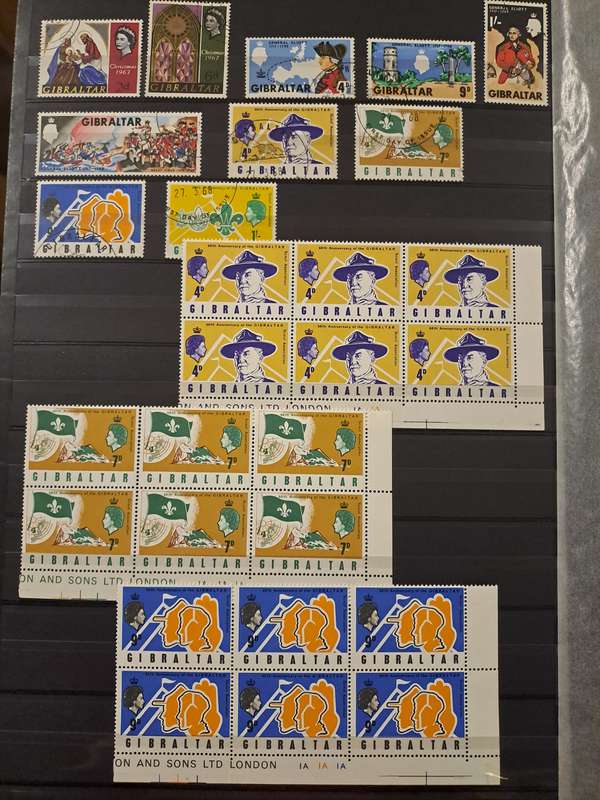 Gibraltar - 135 Stamps - Reduced price