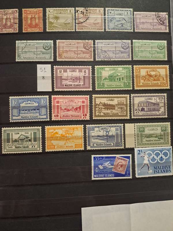Maldive Islands - 23 Stamps