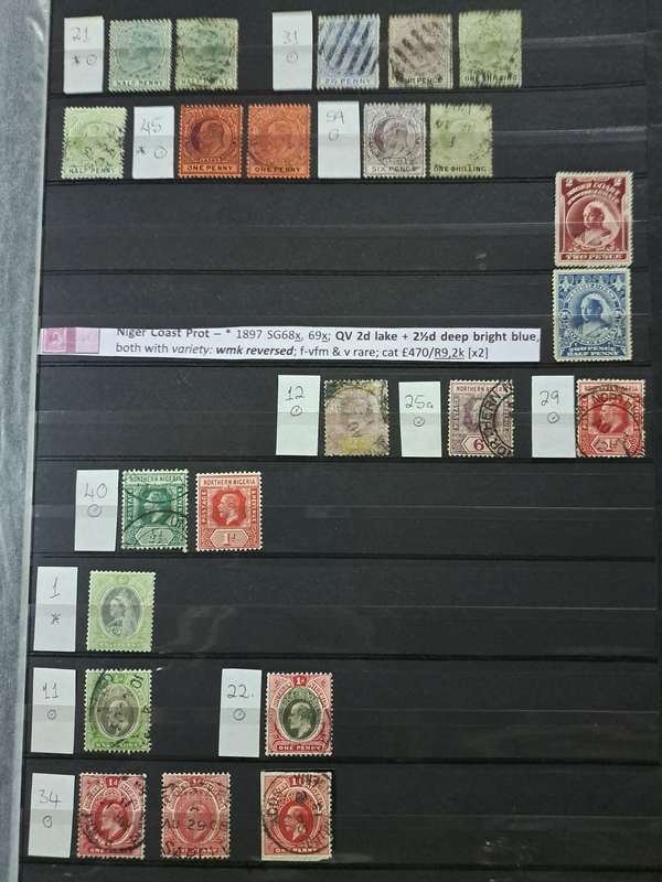 Nigeria - 141 Stamps