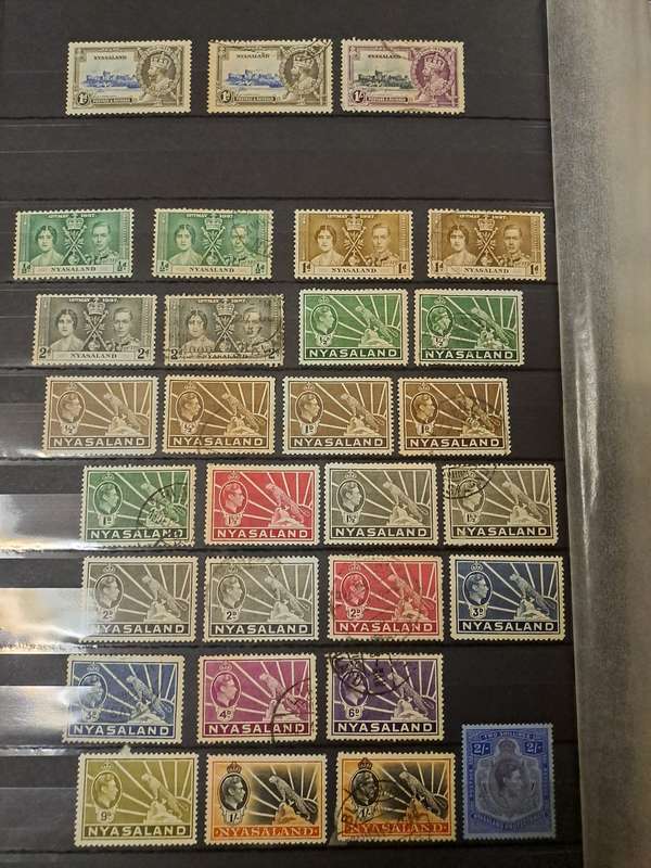 Nyasaland - 109 Stamps