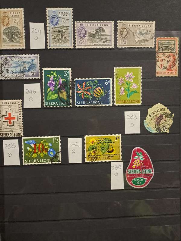 Sierra Leone - 78 Stamps - Reduced price