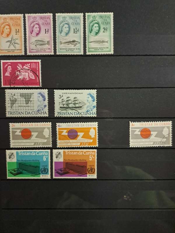 Tristan da Cunha - 17 Stamps