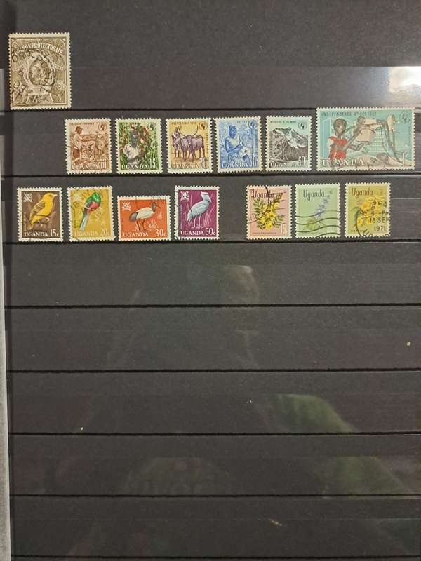 Uganda - 14 Stamps