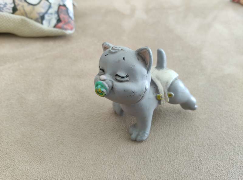 vintages Magic diaper baby Gray kitten 1991