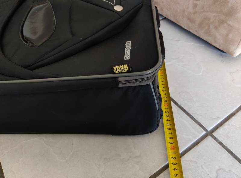 Star wars limited editions darth vader samsonite suitcase rare
