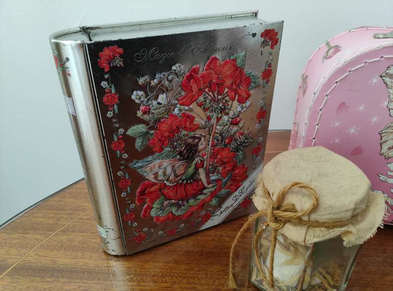 Freshly caught fairies in jars & suitcase