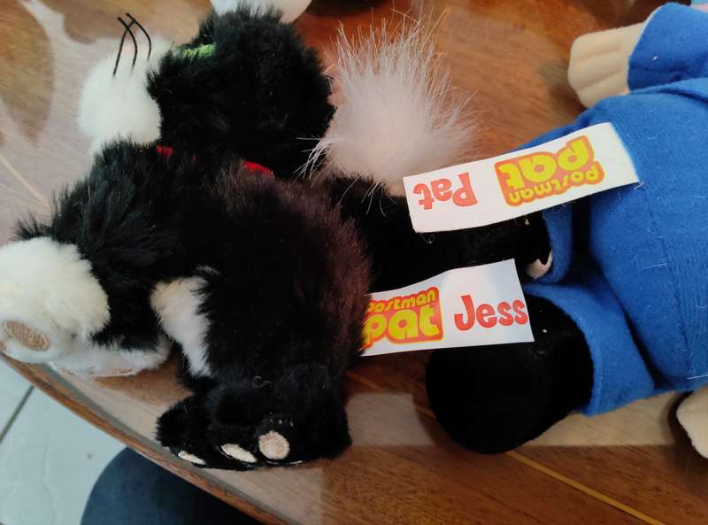 Postman pat and friends  12 items
