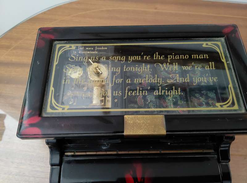 Classic musical piano jewellery box