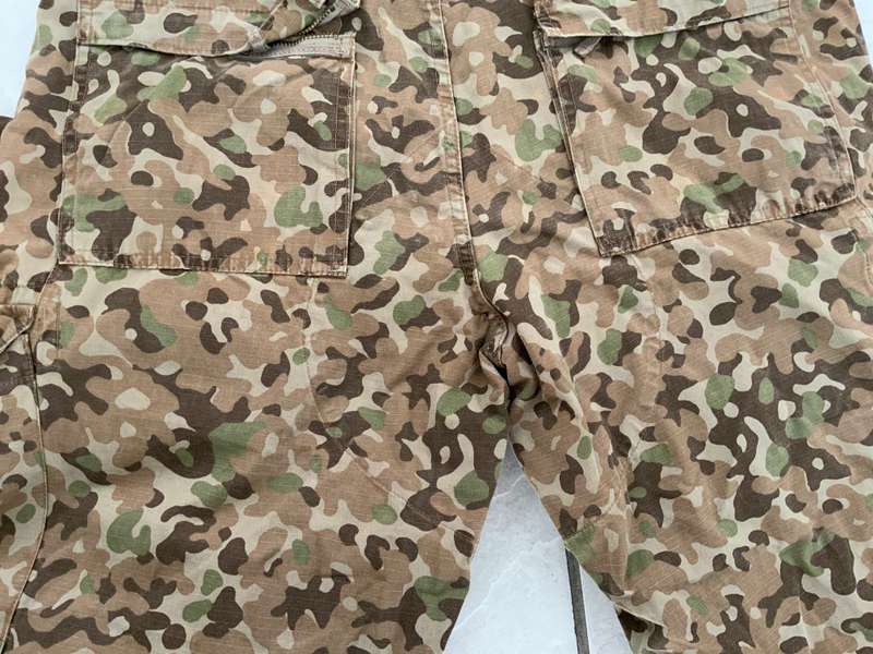 stunning Camouflaged trousers size 32