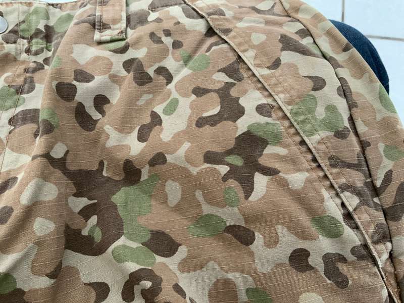 stunning Camouflaged trousers size 32