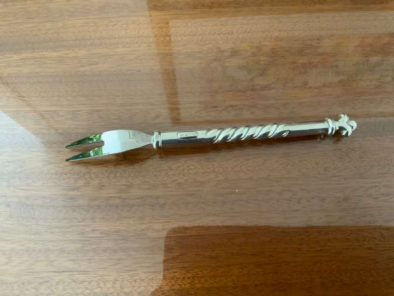 Carrol Boyes - onion server fork