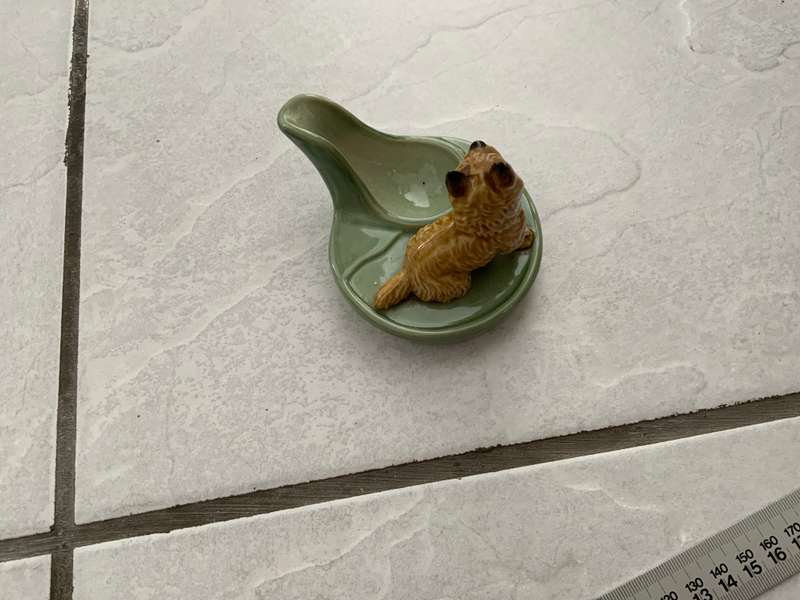 vintage wade dog pipe rack holder
