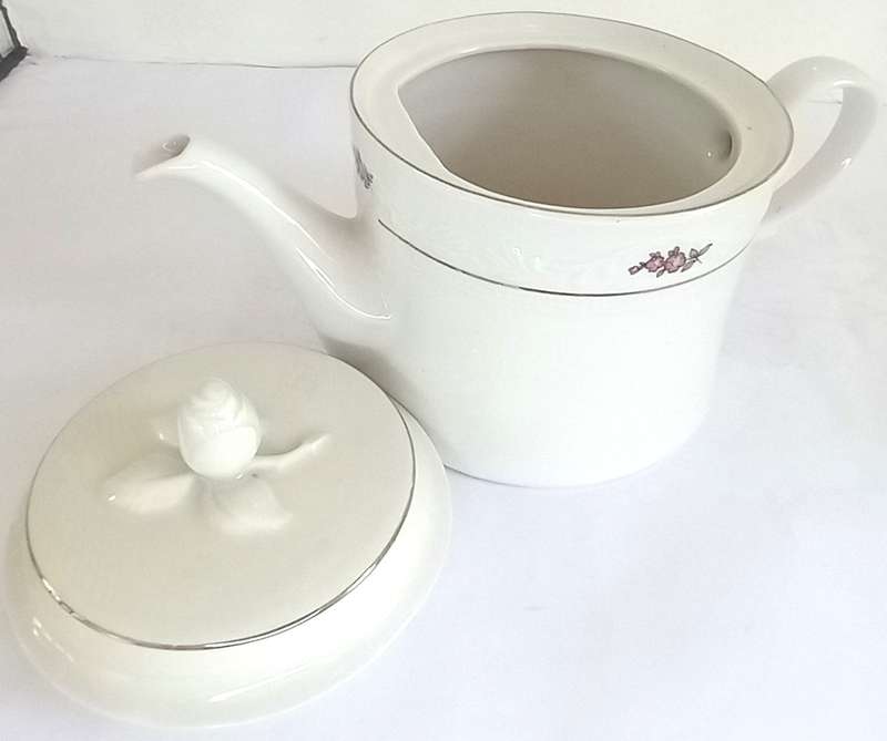 Huguenot Royale Part Tea Set (14 pcs)