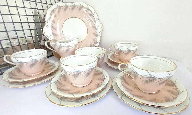 Pink Ainsley Tea Set (21 pcs)