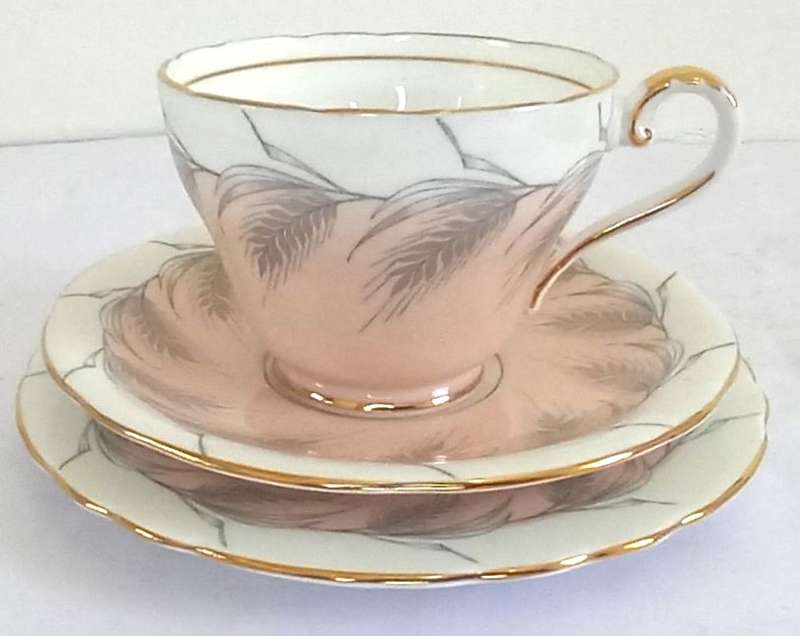 Pink Ainsley Tea Set (21 pcs)