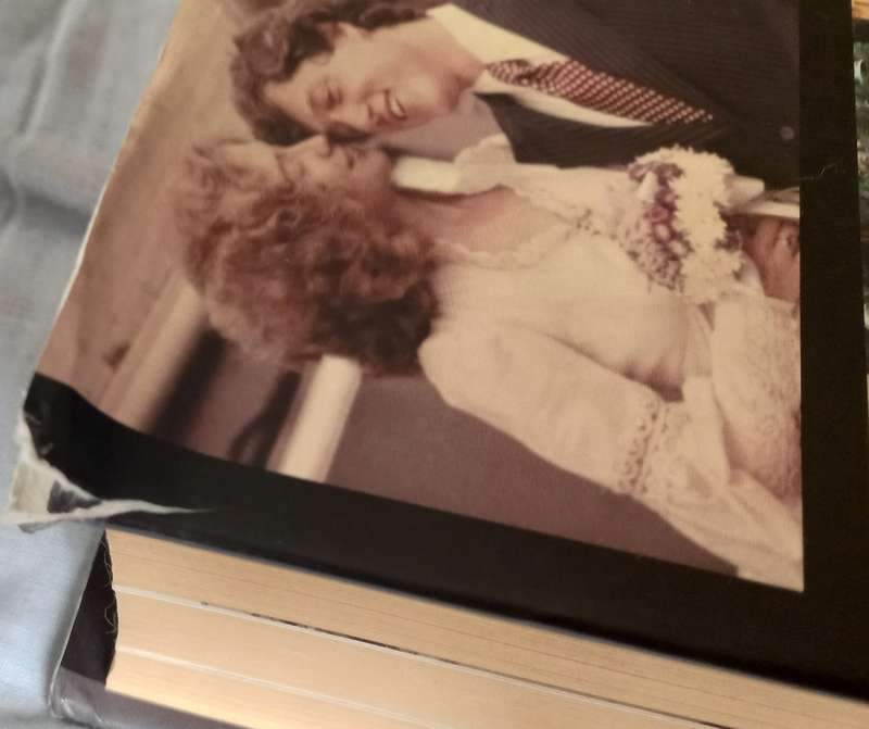 Hillary Rodham Clinton, Living History: Memoirs