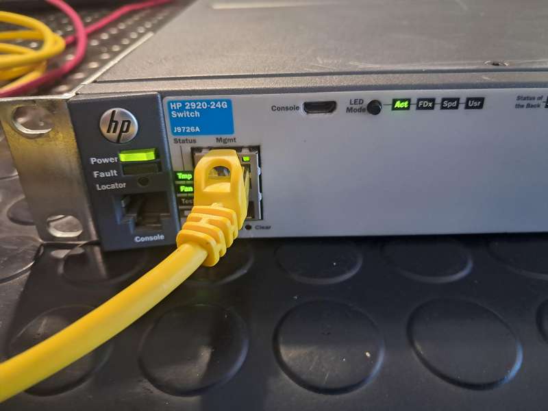 HP 2920-24G Switch (J9726A)