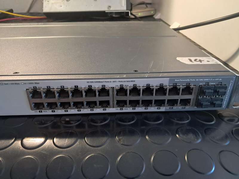 HP 2920-24G Switch (J9726A)
