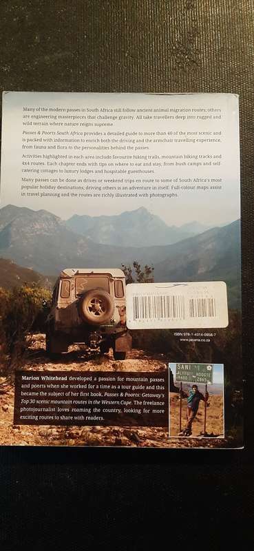 Passes & Poorts South Africa by Marion Whitehead