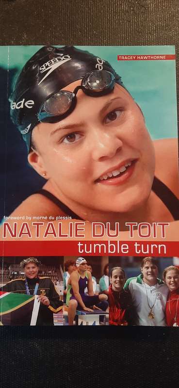 Natalie Du Toit tumble turn by Tracey Hawthorne