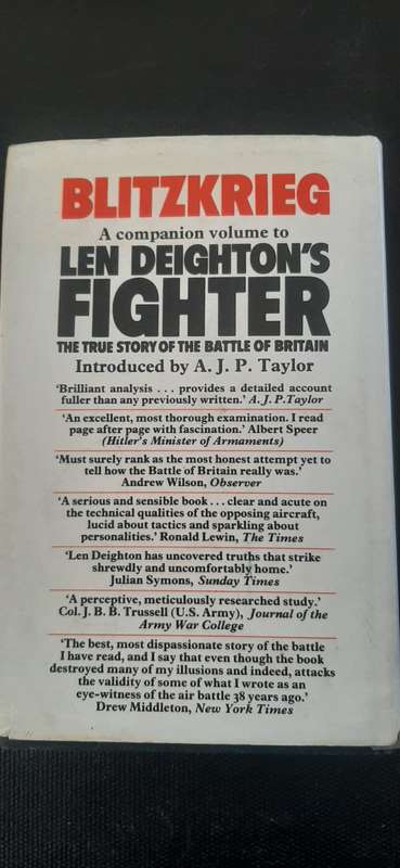 Blitzkrieg by Len Deighton