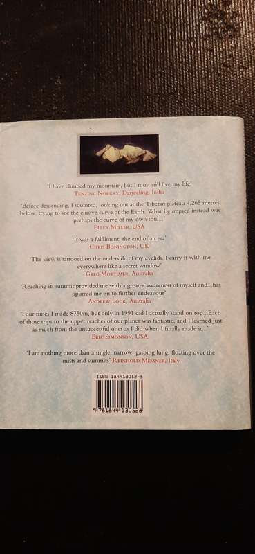 Everest - Reflections From The Top Edited by Christine Gee, Garry Weare and Margaret Gee