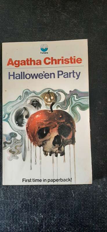 Hallowe'en Party by Agatha Christie (First Issued in Fontana Books)