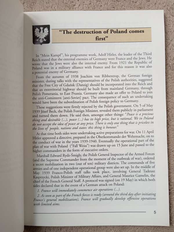 Poland-in the Defence of Freedom 1939-1945 by Wiktor Krzysztof Cygan & Jacek Skalski