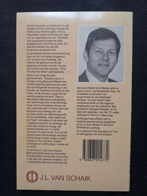Half Boom, Half Mens & ander grensstories by Bertrand Retief