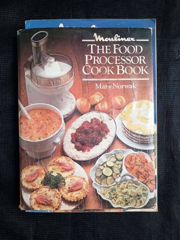 The Food Processor Cook Book by Mary Norwak
