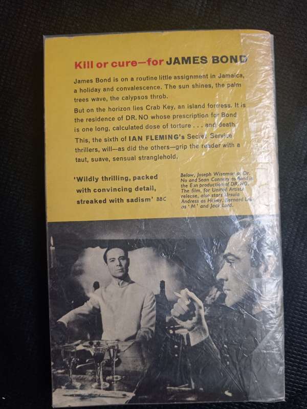 James Bond 007 Dr No by Ian Fleming