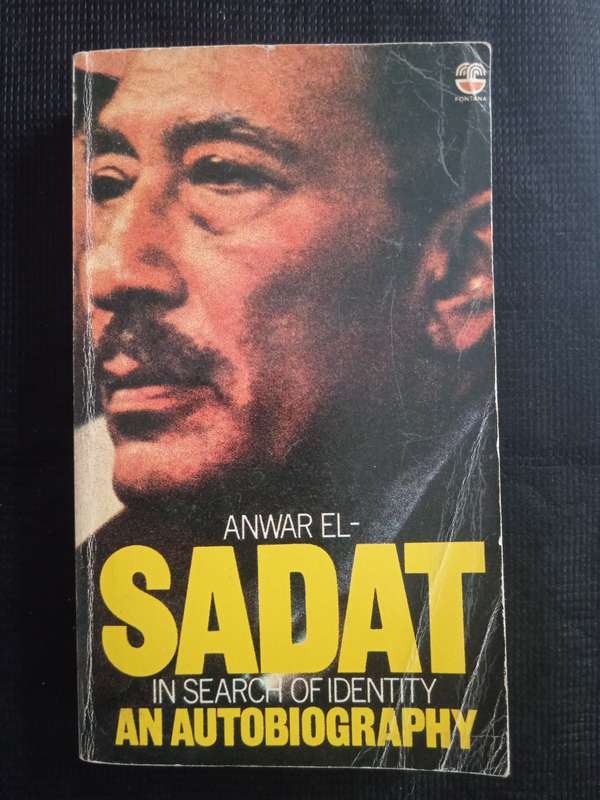 In Search of Identity by Anwar el-Sadat