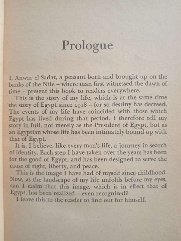 In Search of Identity by Anwar el-Sadat
