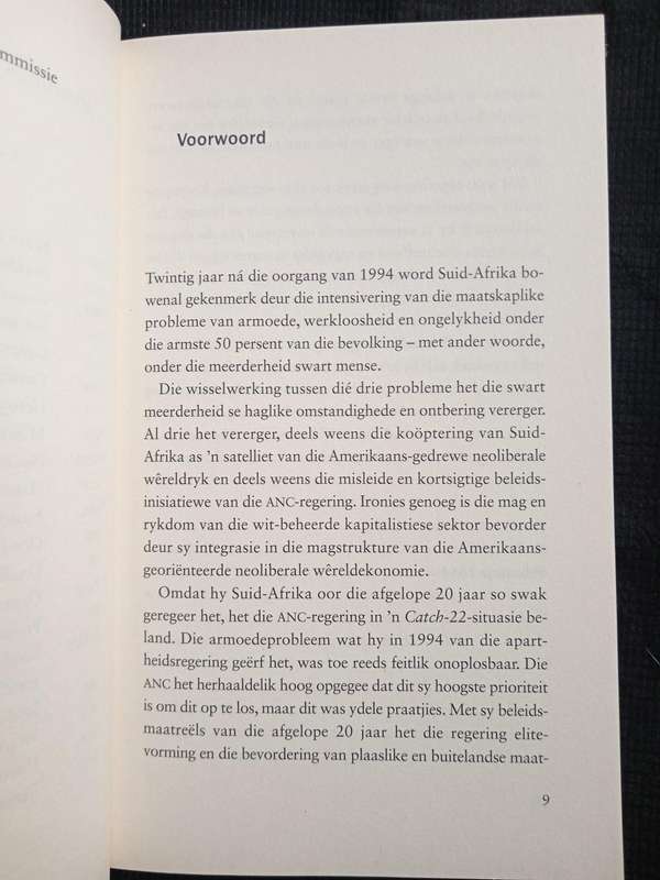 Verdeelde Land by Sampie Terreblanche