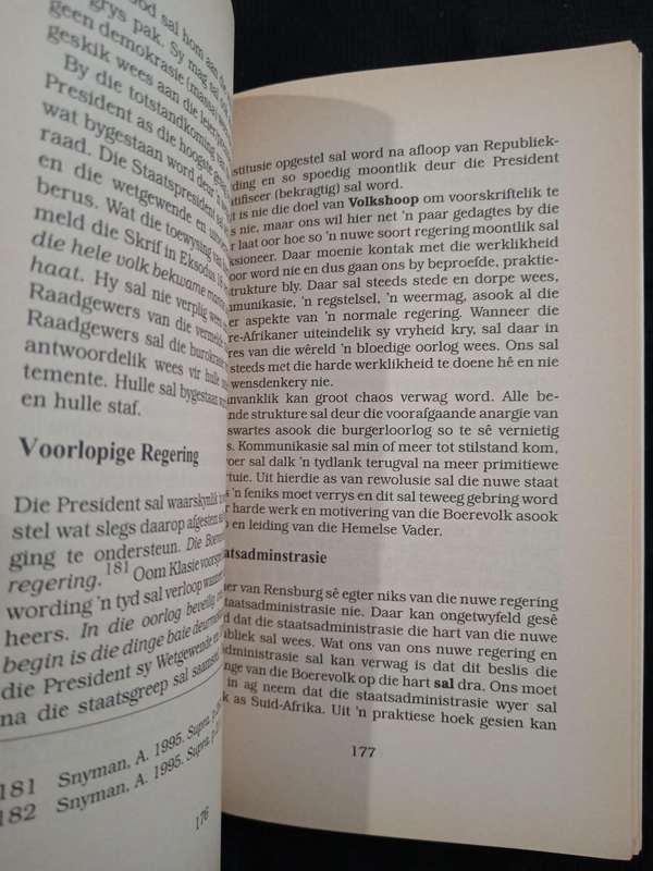Volkshoop by Adv P J Pretorius